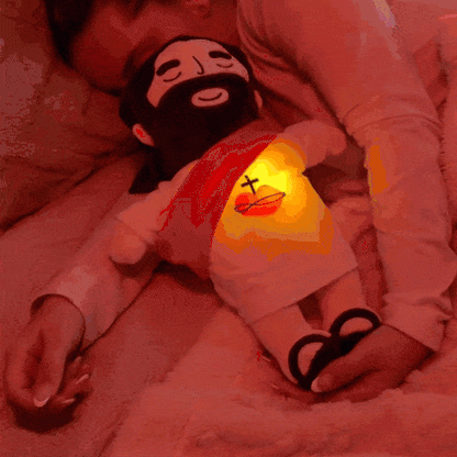 CalinSacré™ – Peluche Jésus Apaisante avec Respiration & Lumière Réconfortante